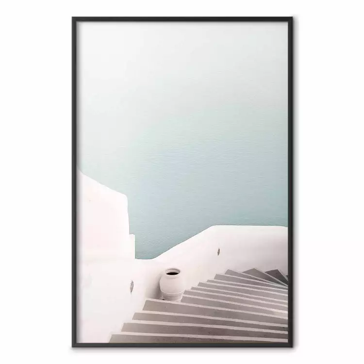 Sommarpromenad - trappor och ljus arkitektur mot havslandskap