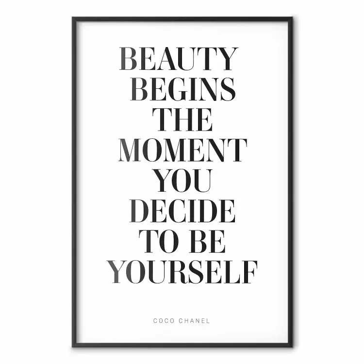 Citat Coco Chanel: Skönheten börjar i det ögonblick... - typografi