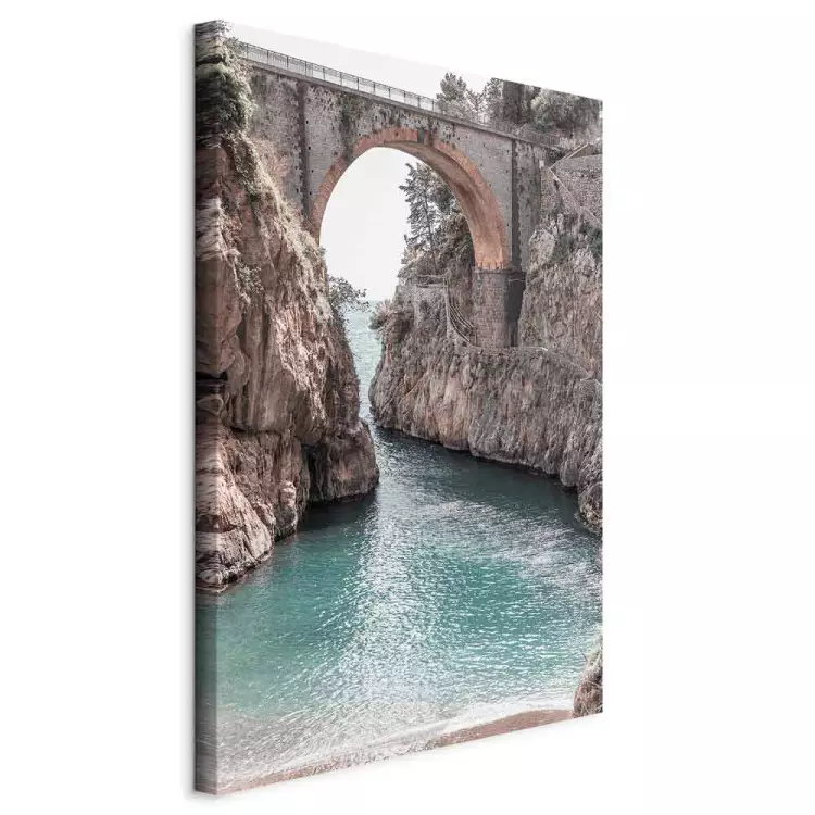 Bro i Positano (1-del) vertikal - Landskap av italienskt landskap