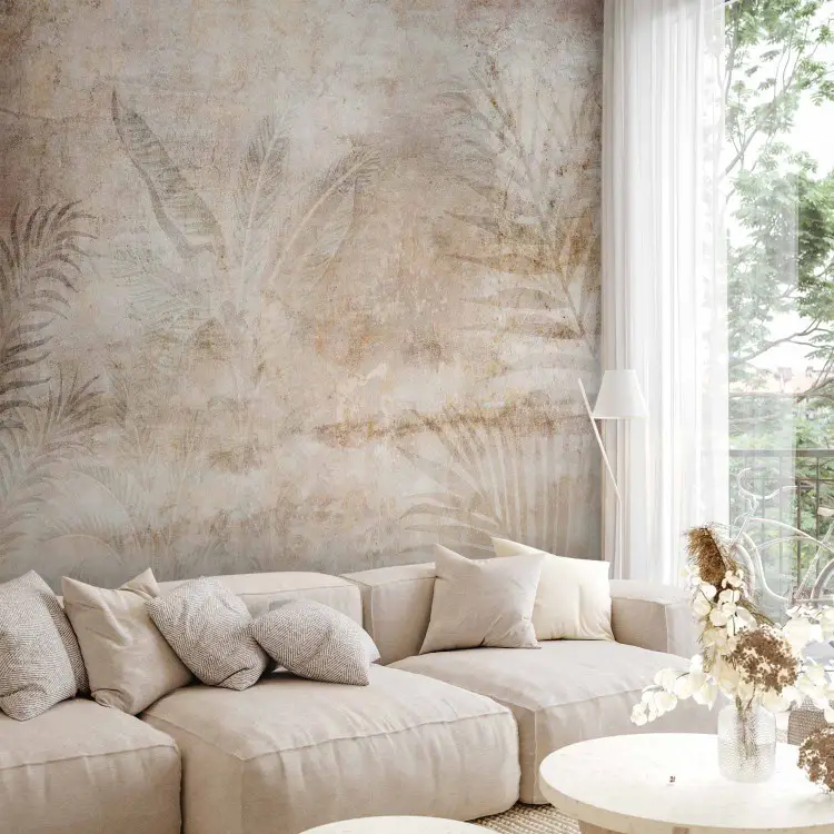 Beige natur - komposition med löv och palmer i ljusgråa färger