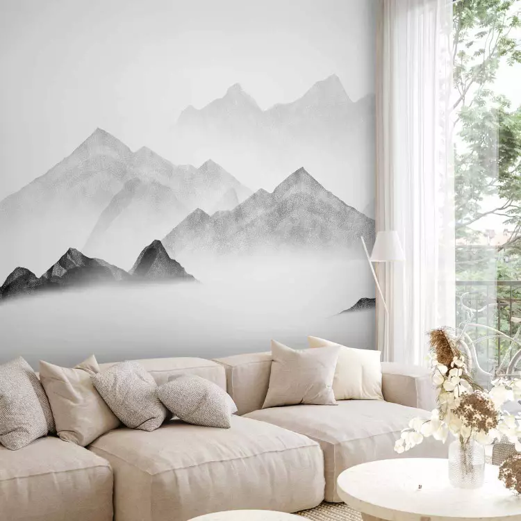 Dimmiga berg - akvarellandskap med bergstoppar i gråskala