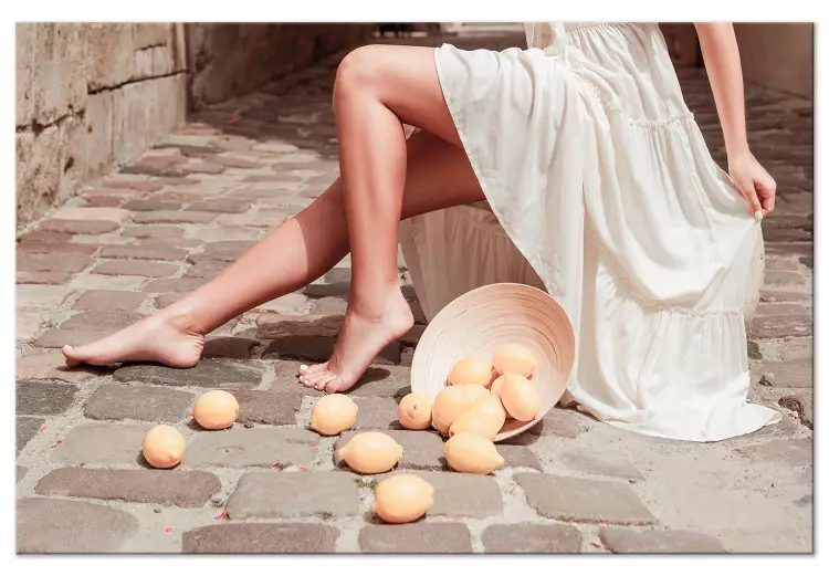 Citroner i solen (1-del) - kvinnans ben och frukt på gatan