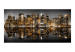 Fototapet Gyllene New York - arkitektur med glamour-effekt speglad i vatten 61553 additionalThumb 1