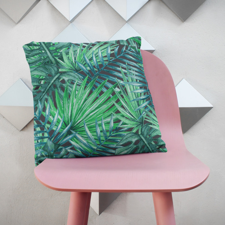 Mikrofiberkudda Palms and leaves - botanical composition, monstera in shades of green cushions 146795 additionalImage 2