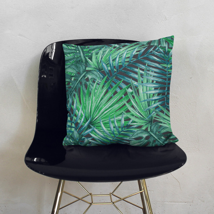 Mikrofiberkudda Palms and leaves - botanical composition, monstera in shades of green cushions 146795 additionalImage 3