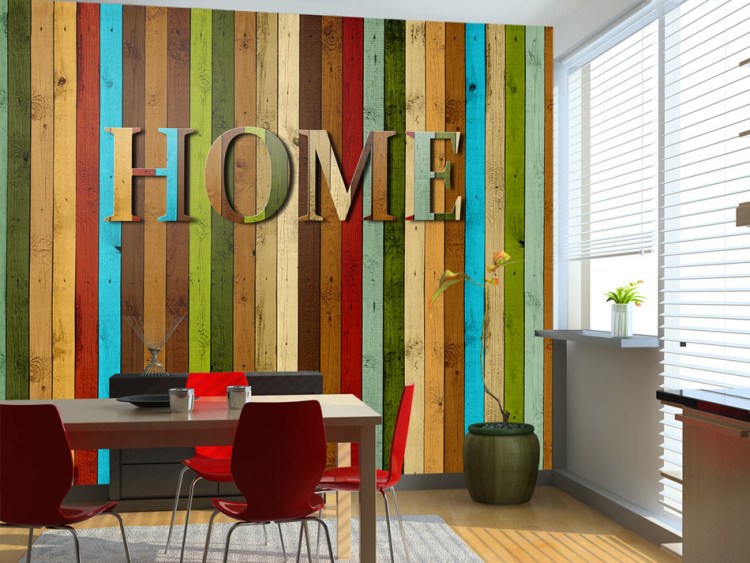 Fototapet Hem - färgglad text "home" på färgglada vertikala träplankor 60916