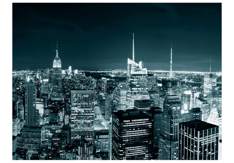 Fototapet New York på natten - arkitektur med upplysta skyskrapor 61638 additionalImage 1