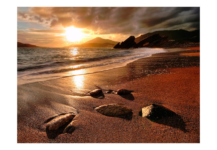 Fototapet Solnedgång över havet - en strand som badar i solljus 61589 additionalImage 1